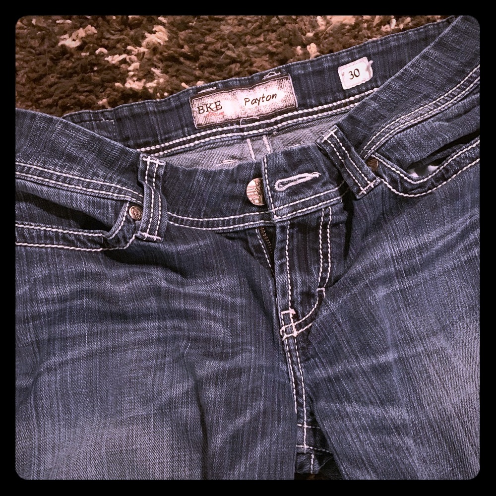 Women’s size 30 BKE Capris